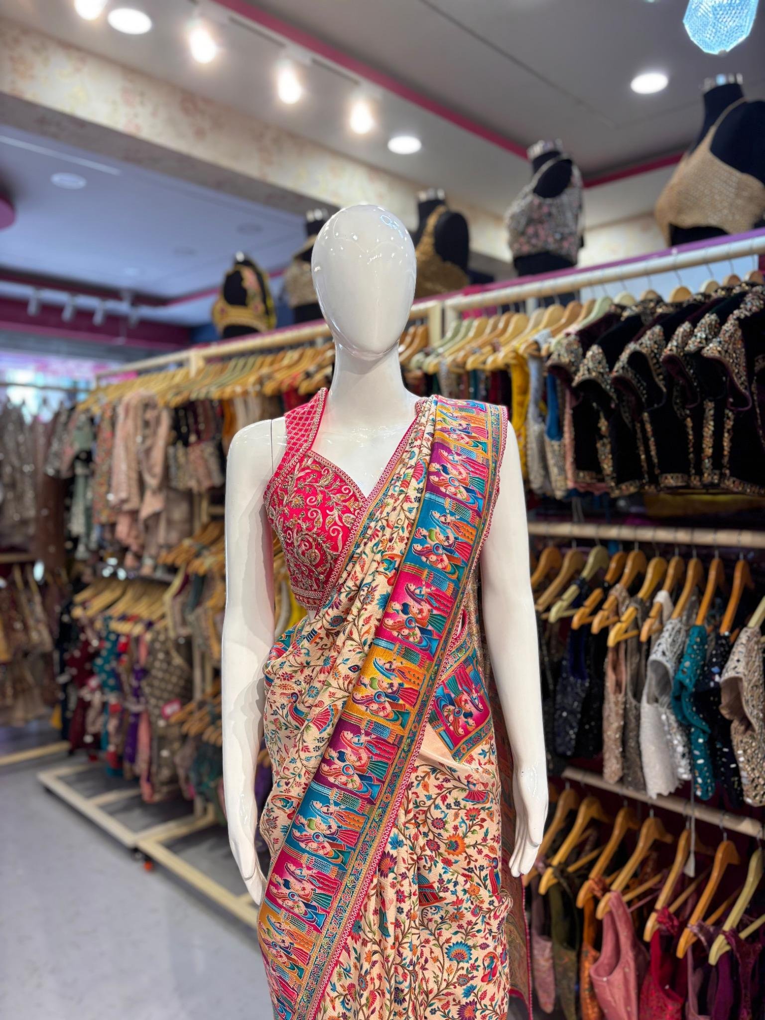 designer_saree_compressed_400kb Beige Floral Designer Saree with Multicolour Traditional Printed Border - Image 1